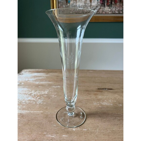 Vintage 1950s Fluted Glass Bulb Flower Vase w/Etched Daisy Print Stem Glassware - Picture 4 of 8